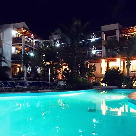 Aparthotel Nazaret 4*