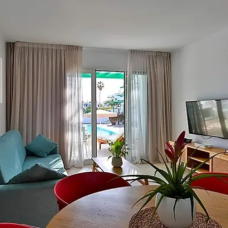 Nazaret Aparthotel