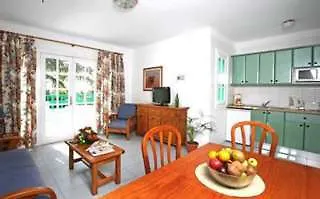 Apartahotel Nazaret 4*