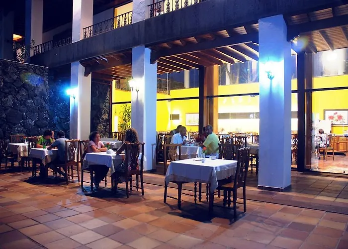 Nazaret Aparthotel Costa Teguise