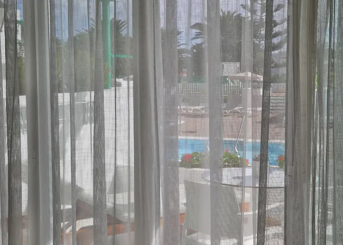 Nazaret Aparthotel 4*